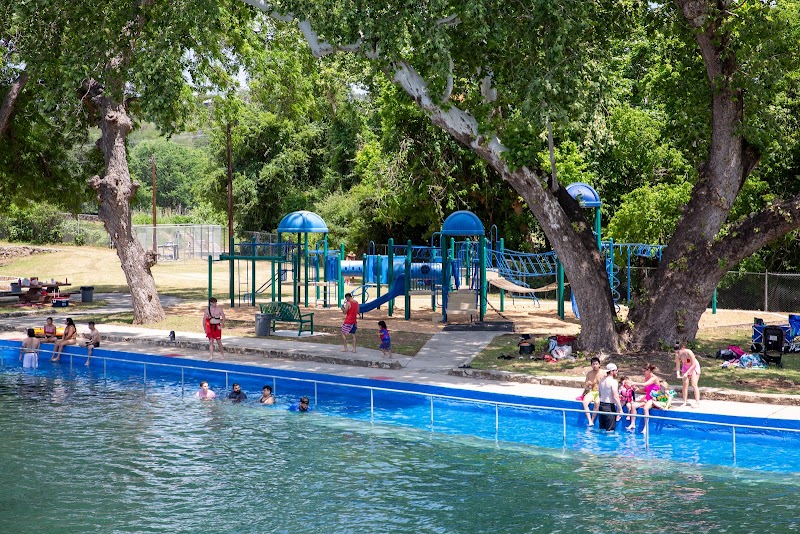 Landa Park Aquatic Complex